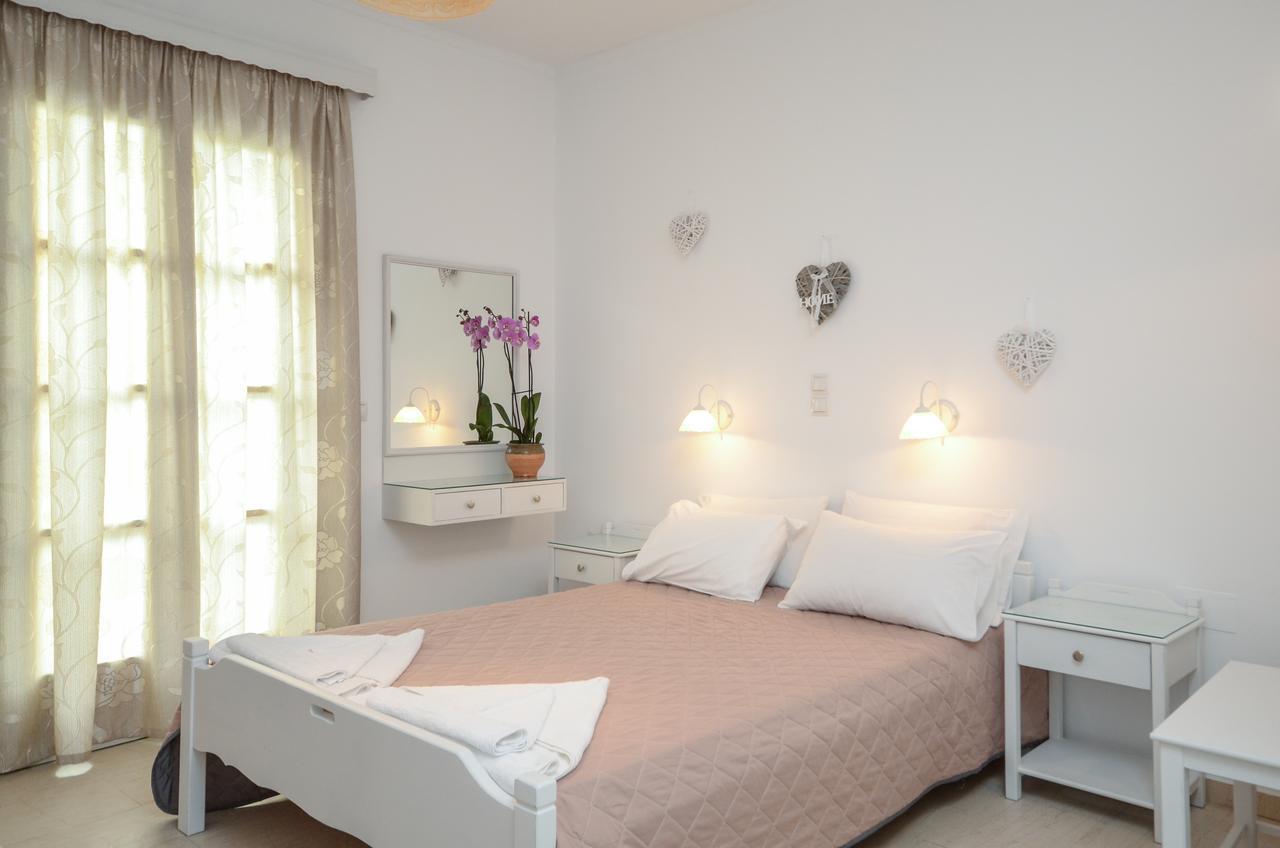 Golden Beach Studios Down Town Naxos City Exterior photo
